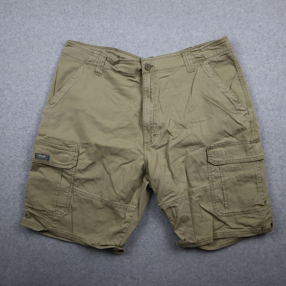 Wrangler Cargo Shorts Mens 38 Relaxed Fit Khaki Cotton Stretch Outdoor Utility